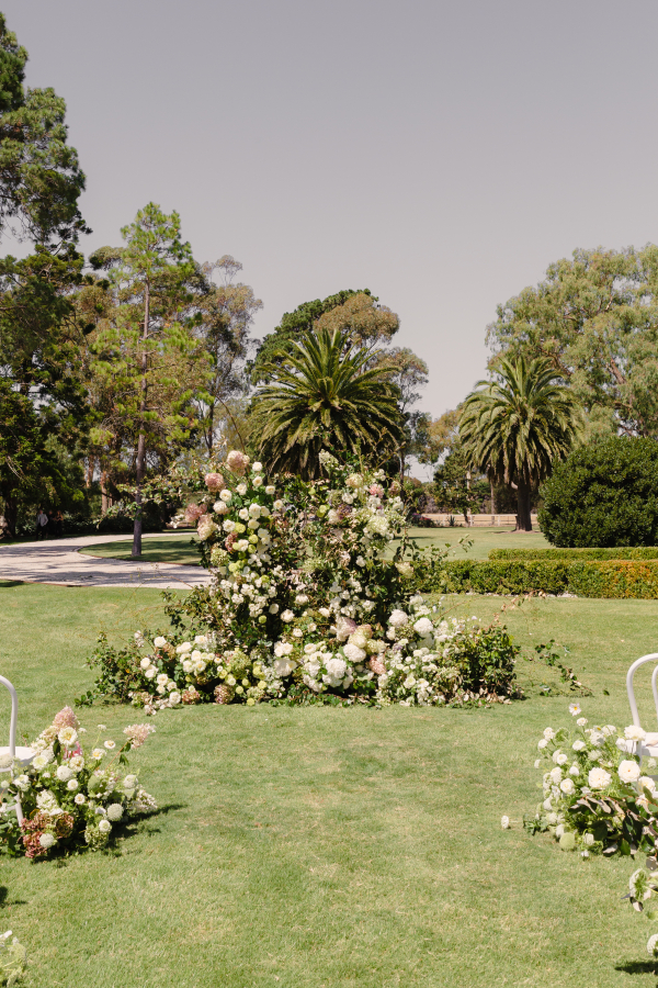 Elegant Wedding of Therese & Daniel on the Plains of Barun | Outdoor Travel-Ispired Wedding Venues of Melbourne
