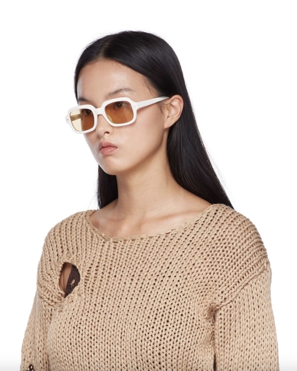 Sunglasses for a wedding