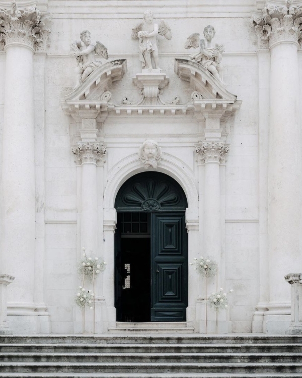 15 Best Wedding Photographers in Europe | Modern, Cinematic Photography | TOP Luxury Bridal Photographers