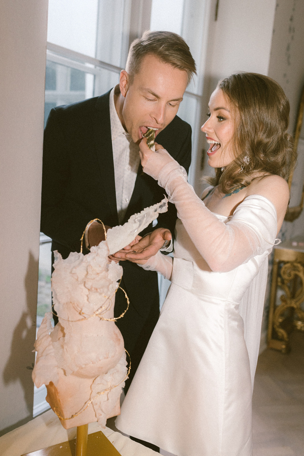 Minna Katie Captures the Essence of Spring Love