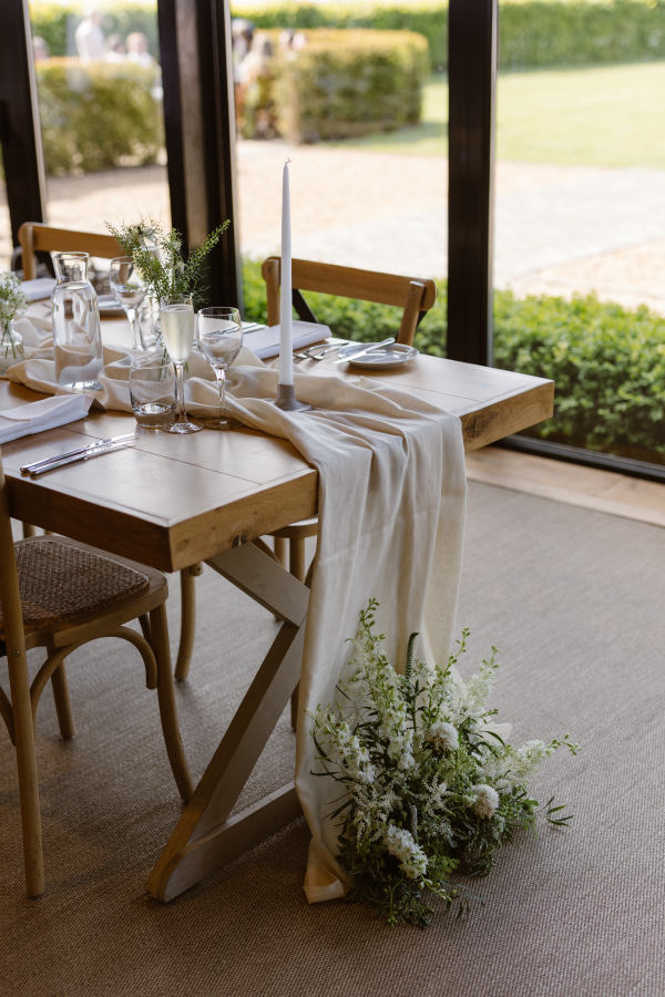 Cozy Wedding at Primrose Hill Farm | Interview with the real bride about planning, finding the dress and coping with anxiety