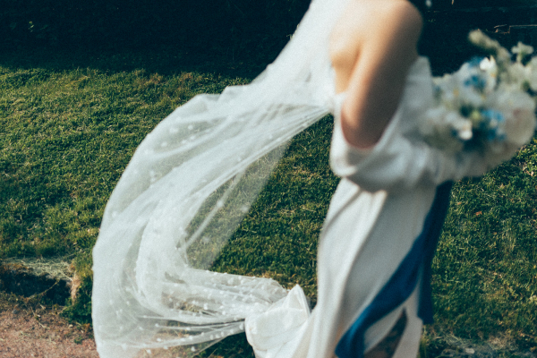 Minna Katie Captures the Essence of Spring Love