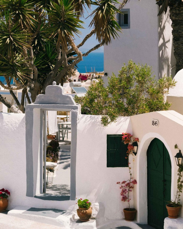 Where to Have Destination Wedding?