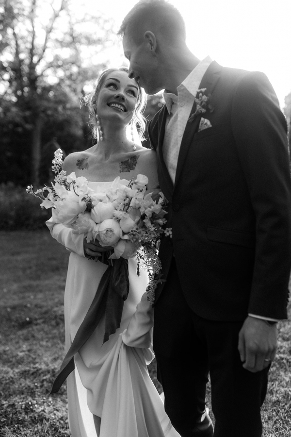 Minna Katie Captures the Essence of Spring Love