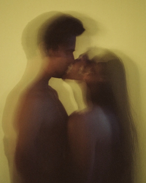 How to Create Meaningful Traditions as a Couple