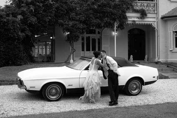 A Beautiful Wedding with Traditional Elements and Elegant Decor