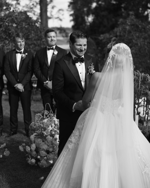 Beautiful and Romantic Wedding in Hunter Valley