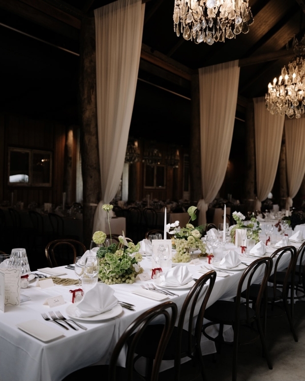 Beautiful and Romantic Wedding in Hunter Valley