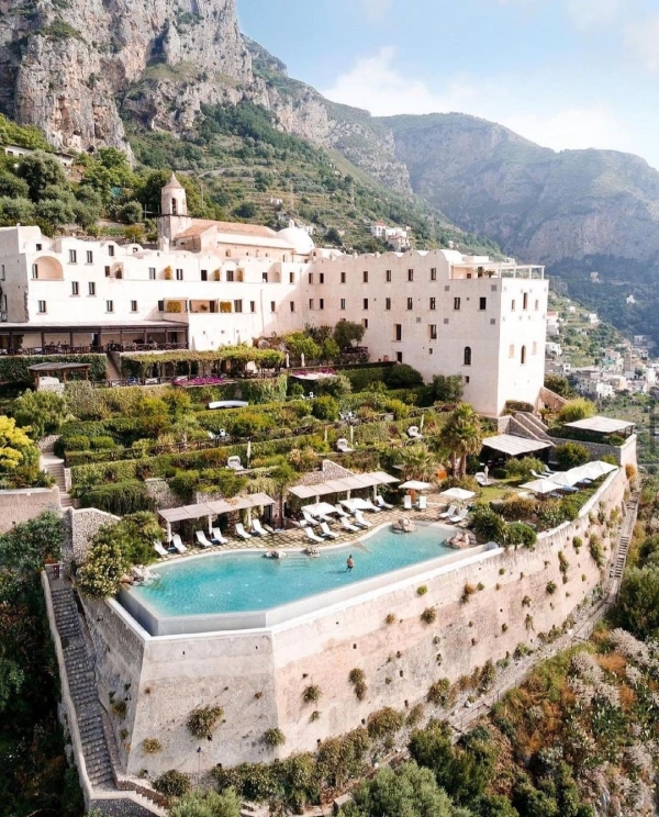 10 Best Honeymoon Hotels on the Amalfi Coast