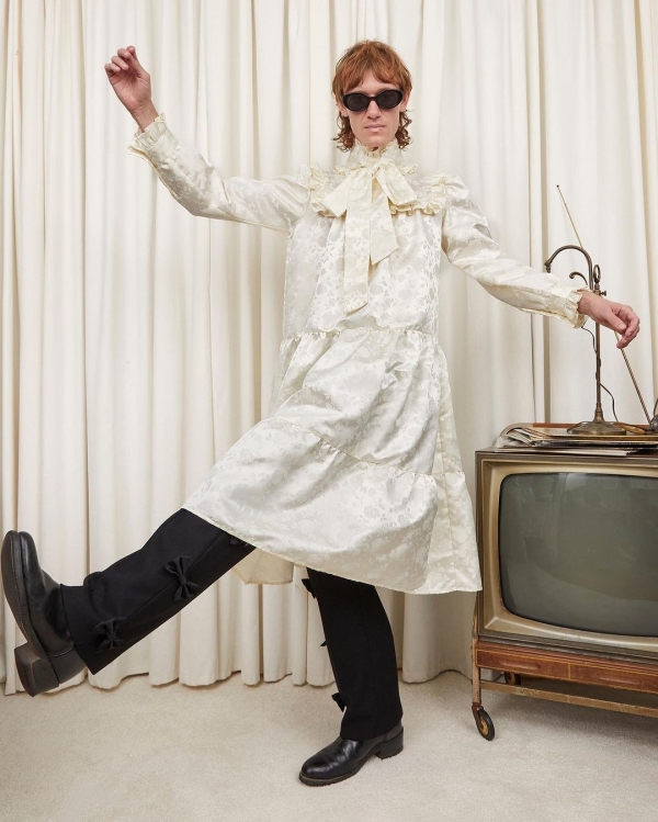 Gender-Neutral Wedding Outfit Ideas