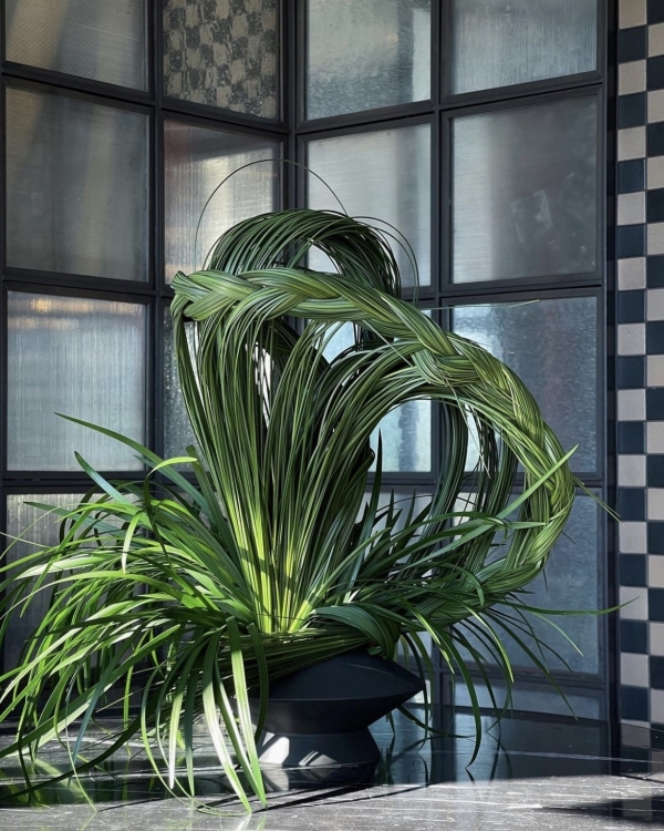 Event Design Trend | Overgrown Foliage