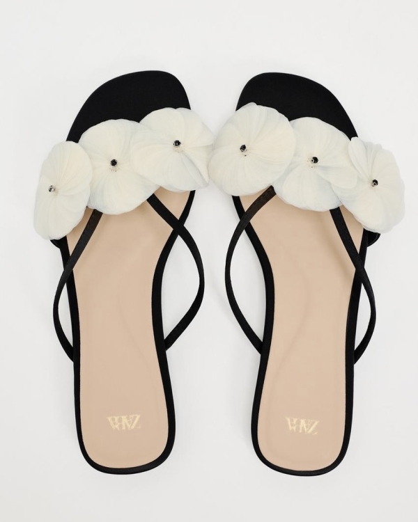 Beautiful Wedding Heels, Pumps and Shoes with Flowers | Floral Bridal Footwear