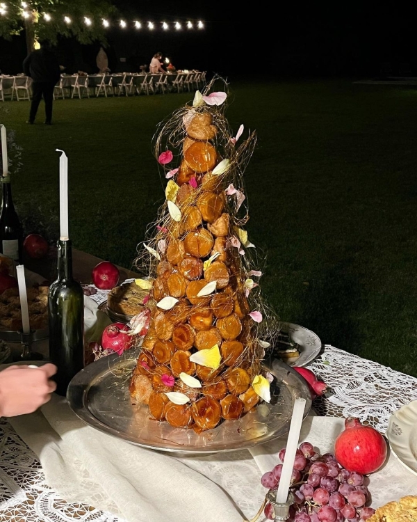 Trend: Croquembouche-Style Wedding Desserts