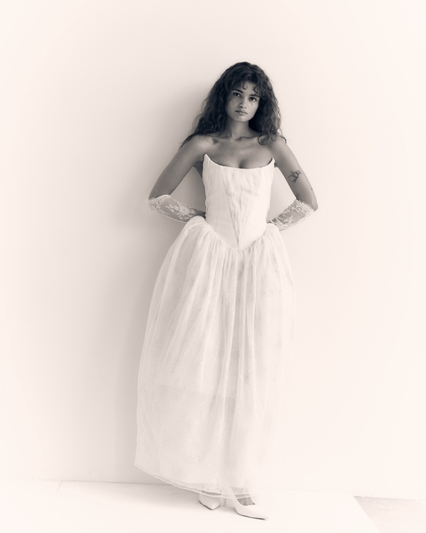 Bridal Trend: Strapless Wedding Dresses