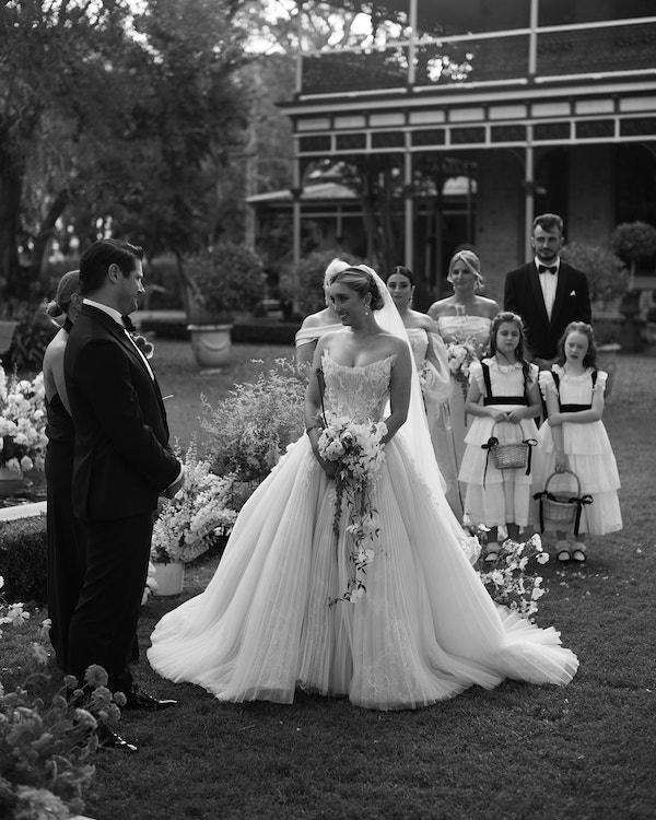 Beautiful and Romantic Wedding in Hunter Valley