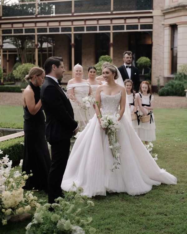 Beautiful and Romantic Wedding in Hunter Valley