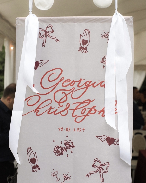 A Beautiful Wedding with Traditional Elements and Elegant Decor