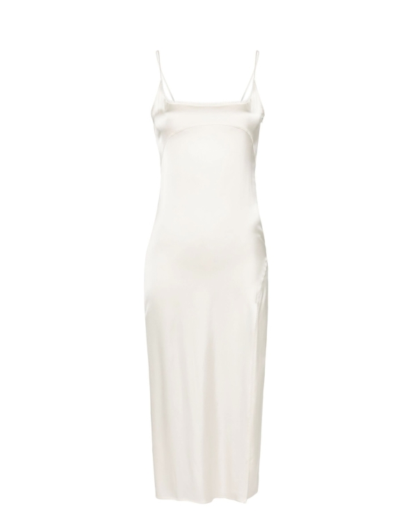 Same-Sex Brides Outfit Ideas and Trends