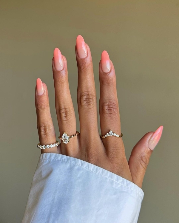 6 Colors Perfect for Summer Nails