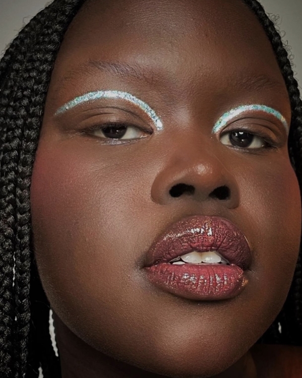 Makeup Inspiration: Non-White Eyeliner Trend