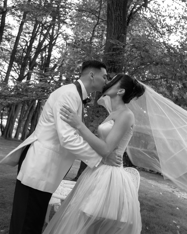 A Beautiful Wedding with Traditional Elements and Elegant Decor