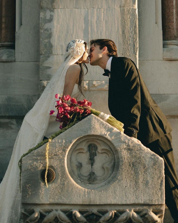 7 Reasons to Consider Elopement