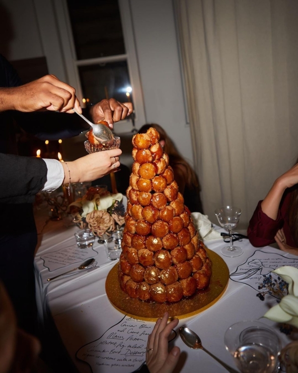 Trend: Croquembouche-Style Wedding Desserts
