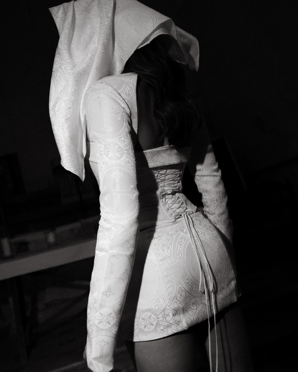 This Galliano-Inspired Bride Brought Mermaidcore Magic to Her Wedding in Sicily