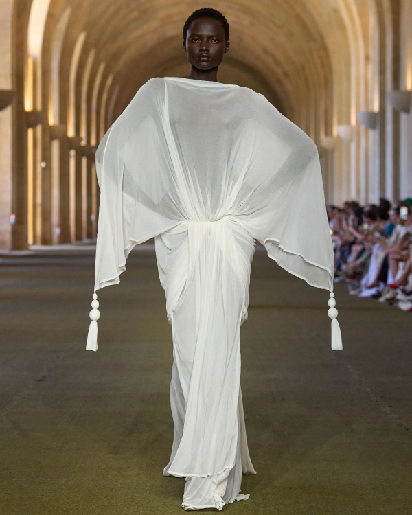 Jacquemus Unveils Spring-Summer 2026 Collection “Le Paysan” at Versailles