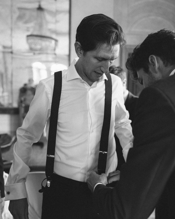 A Golden Wedding at a Storybook Castle Just Outside Venice, Italy