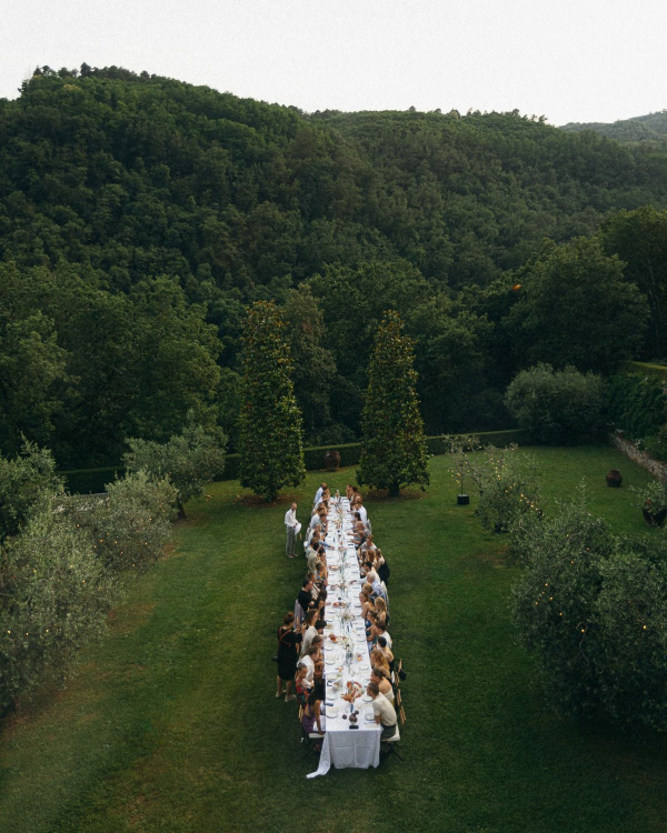 10 Viral Gen Z Trends Breaking All the Wedding Rules