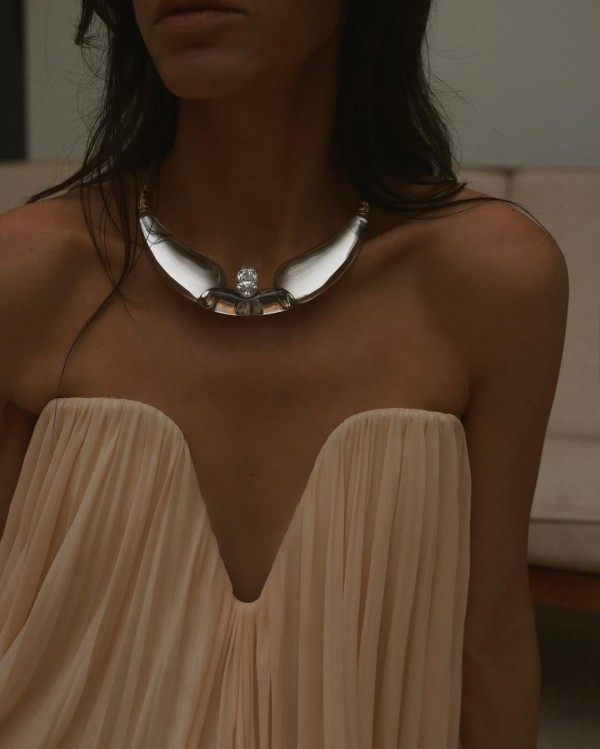 The Best Bridal Accessories for Every Wedding Dress Neckline