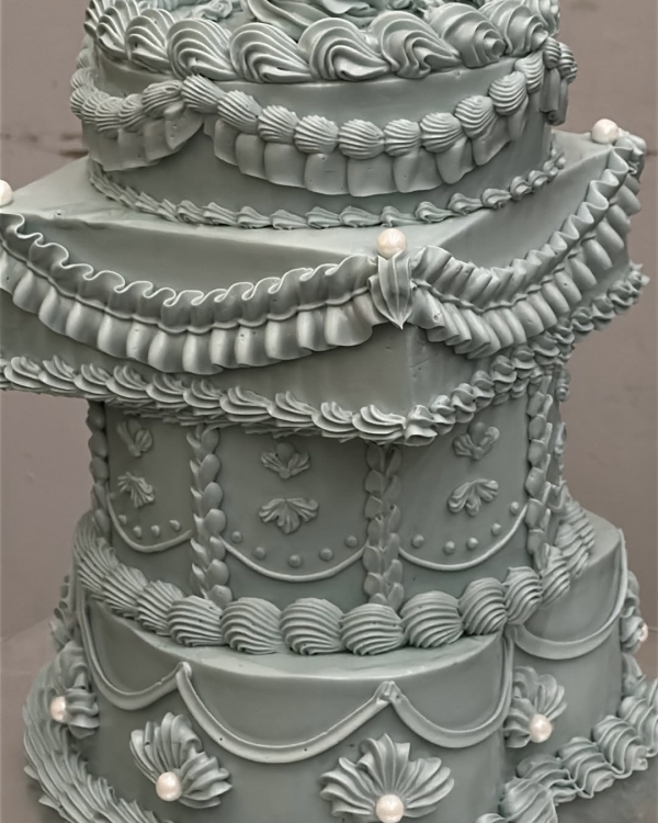 Trend: Stacked Wedding Cakes
