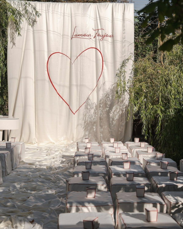 55 Creative Wedding Aisle & Altar Ideas for a Standout Ceremony