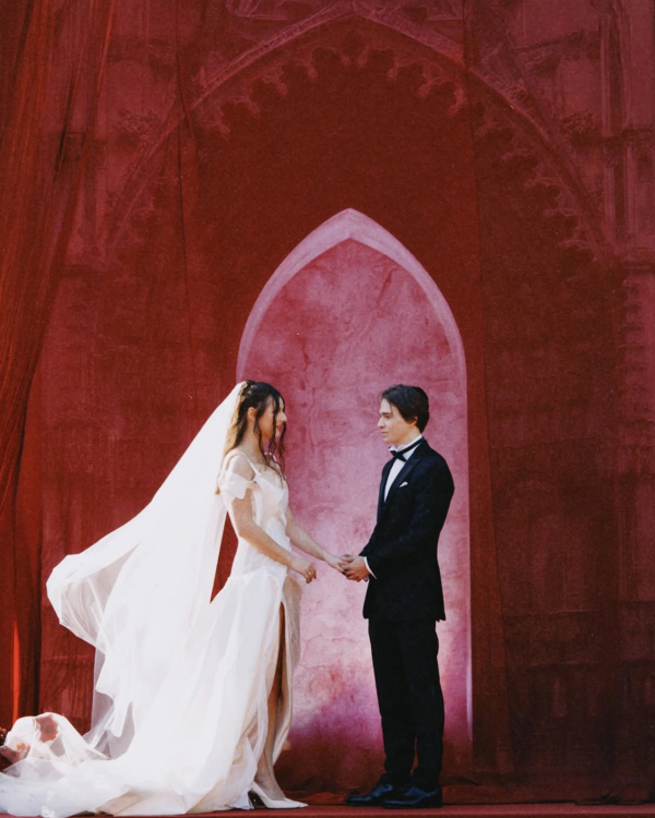 55 Creative Wedding Aisle & Altar Ideas for a Standout Ceremony