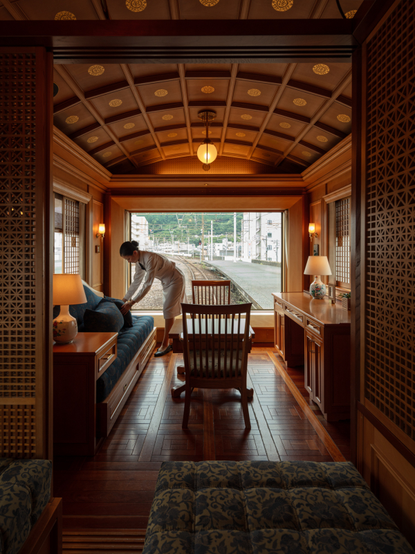 8 Must-Experience Luxury Train Journeys Around the World