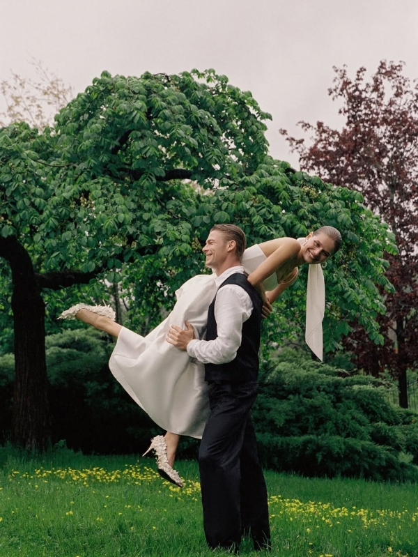 100 Fun, Flirty, and Deep Questions to Ask Your Partner