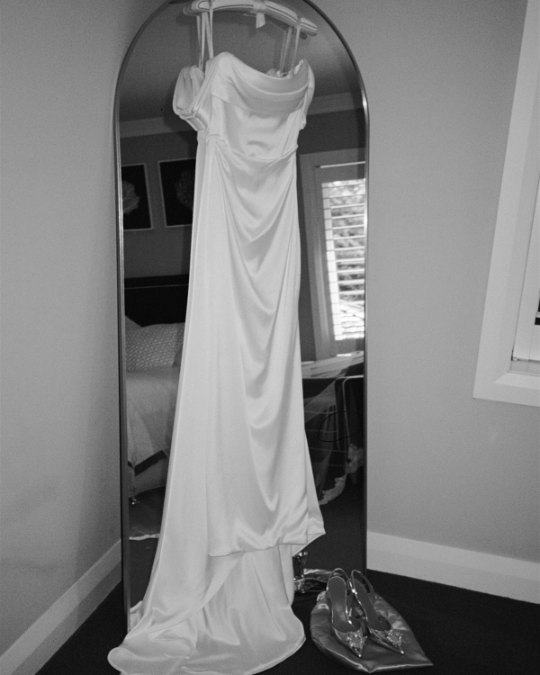 A Glamorous Jewel-Toned Wedding in the Australian Countryside