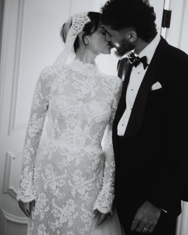 Premier League Soccer Player Dominic Calvert-Lewin & Model Sandra Jerze Are Married!