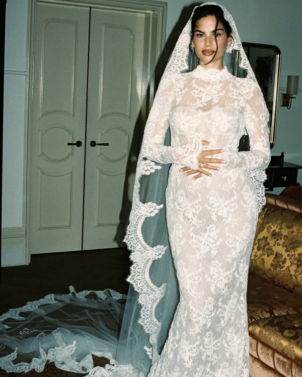 Premier League Soccer Player Dominic Calvert-Lewin & Model Sandra Jerze Are Married!