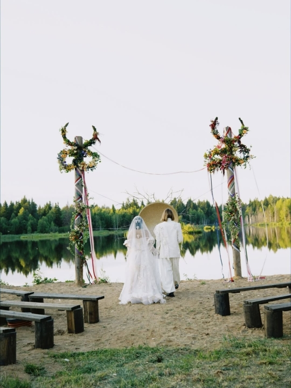Trend: Folklore, Fantasy & Fairytale-Inspired Weddings