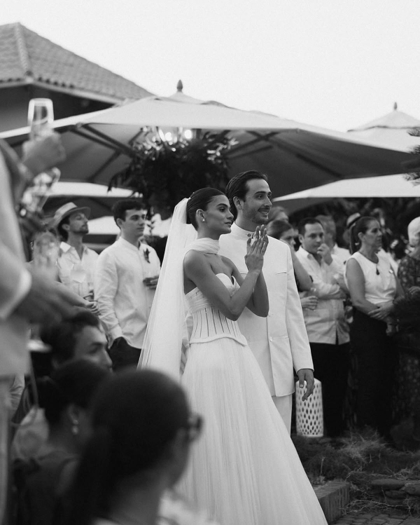 12 Common Wedding Etiquette Mistakes Couples Should Avoid