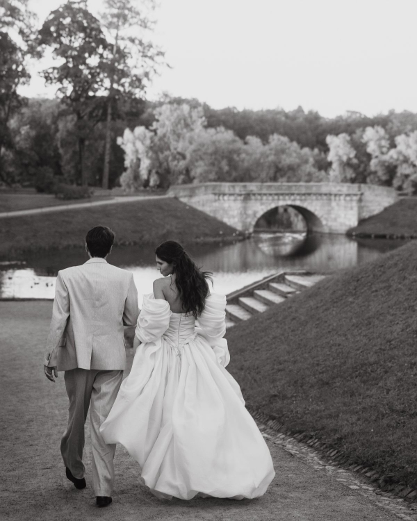 A Pride & Prejudice Inspired Wedding Set in a Romantic 18th-Century Palace Garden
