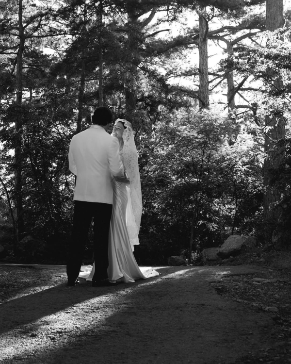 12 Must-See First Look Wedding Videos to Inspire Your Own Emotional Reveal