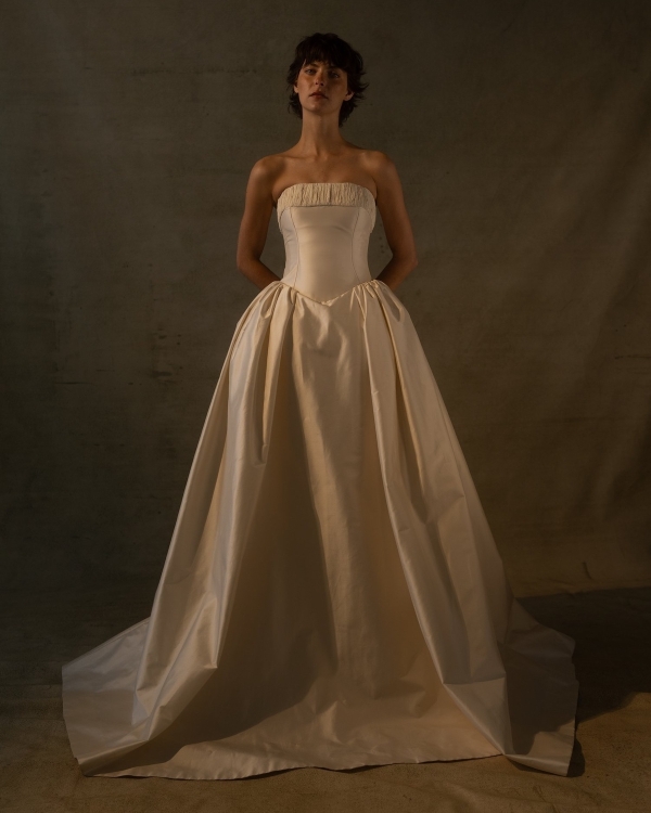 28 Basque Waist Wedding Dresses from the 2026 Bridal Collections