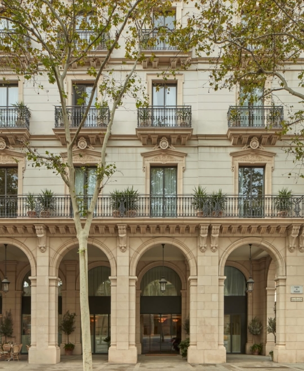 In Conversation: Hotel Borneta