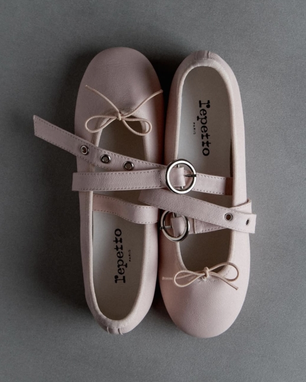 30 Bridal Flats That Prove You Don’t Need Heels to Make a Statement