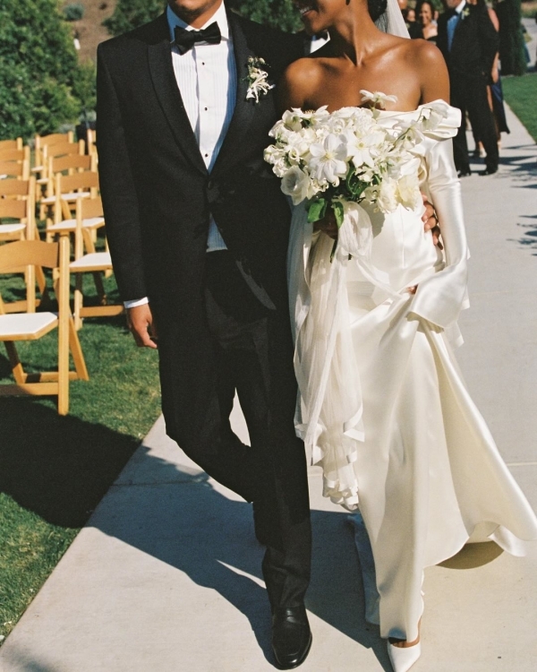 11 Wedding Day Timeline Mistakes Couples Make—According to Experts
