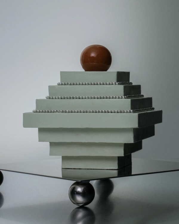 Trend: Stacked Wedding Cakes