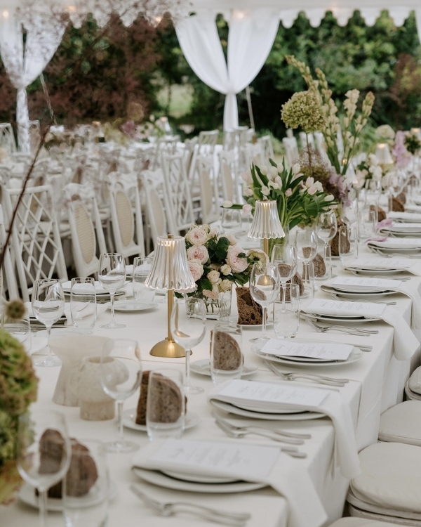 An Elegant Garden Wedding with a Korean Twist at a Historic Australian Estate
